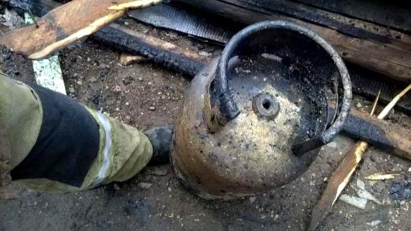 Explozie urmată de incendiu, la Răcari. O persoană a ajuns la spital