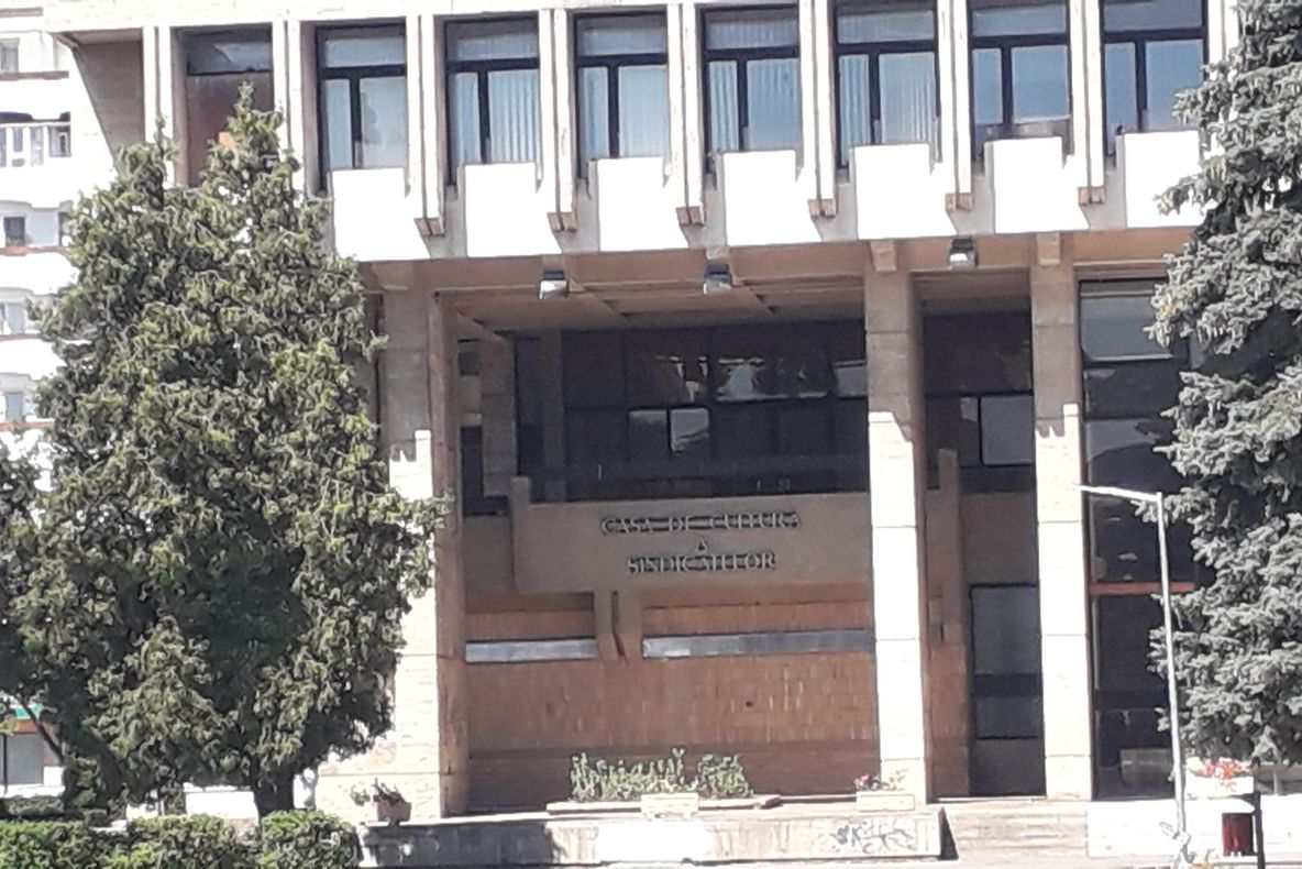 Clădire simbol, din Târgoviște, "vânată" de autoritățile locale