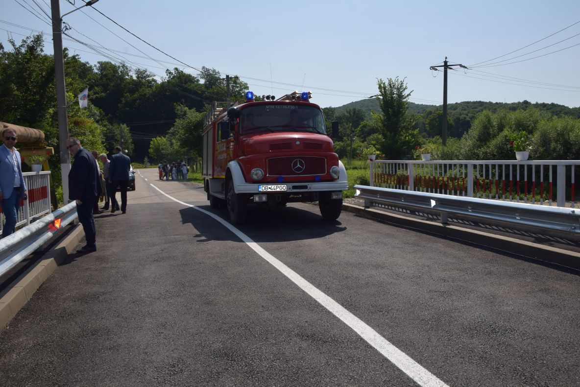 Pod realizat prin PNDL, inaugurat la Gura Ocniței