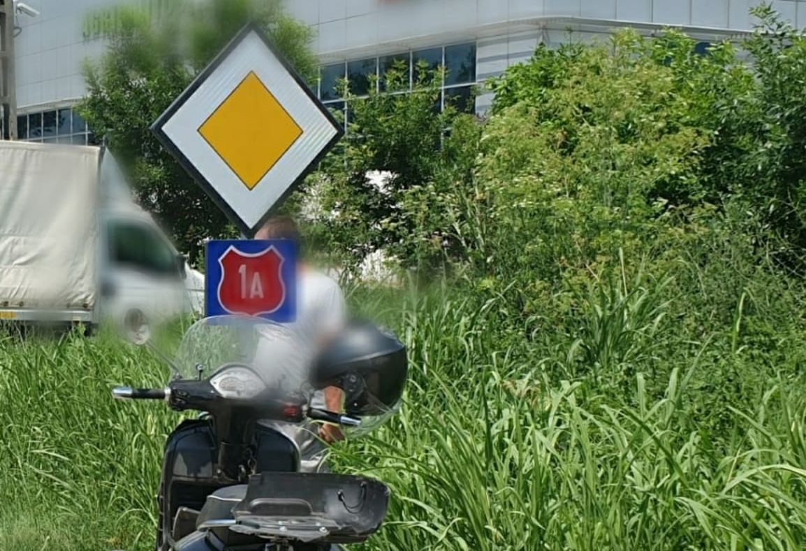 Mopedist rănit ușor, în urma unui accident petrecut la Crevedia