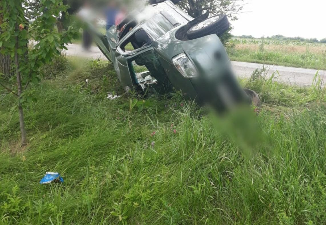 Două persoane sunt rănite, în urma unui accident petrecut la Racovița