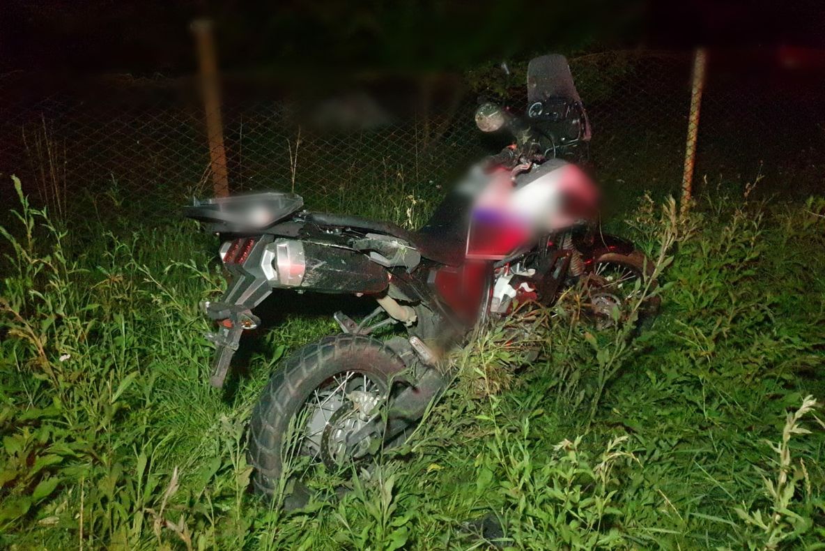 Prins de polițiști, după ce a lovit un motociclist și a fugit de la locul accidentului