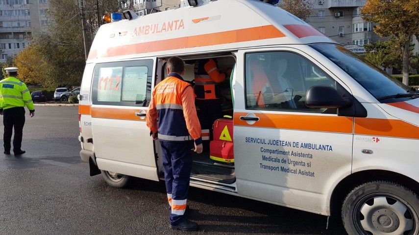 Coliziune auto pe DN 7. Un bărbat, de 66 de ani, a fost rănit