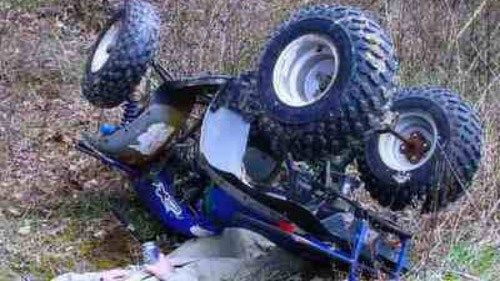 A furat un ATV ca să se plimbe. Nu a durat prea mult până l-au oprit polițiștii