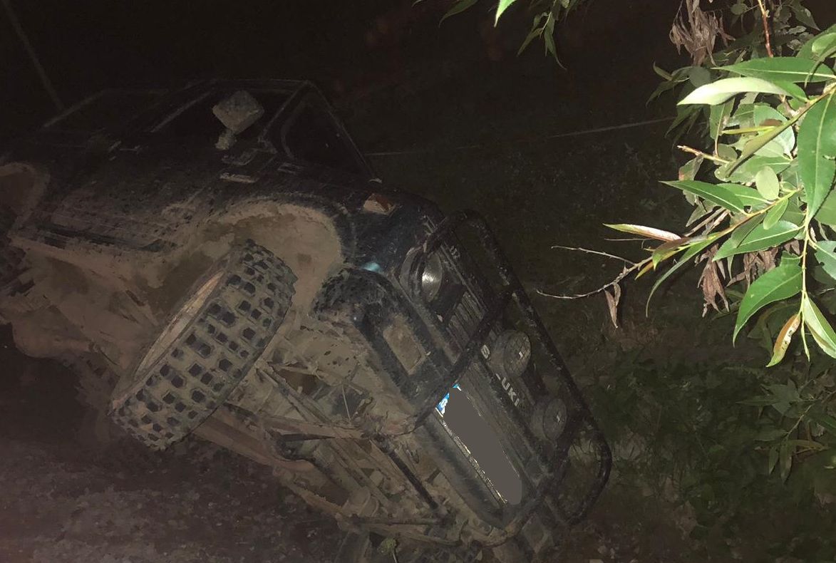 VIDEO Copil de 4 ani uitat în mașină, pe o căldură insuportabilă și cu cheile în contact