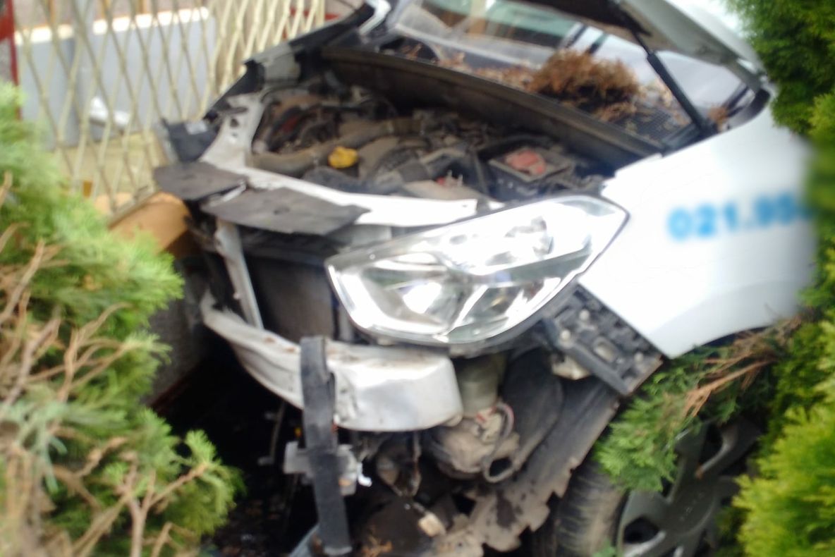 Accident produs de un șofer de ambulanță. Trei pacienți au fost răniți