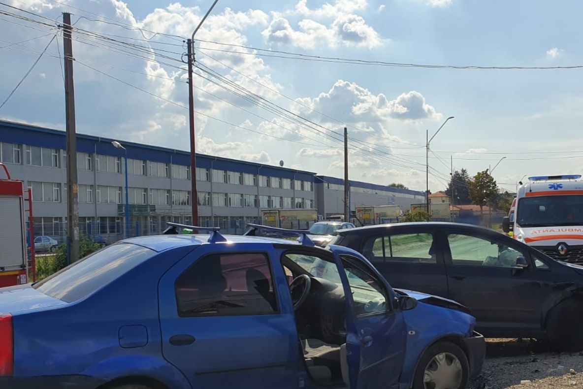 O persoană a fost rănită, într-un accident petrecut pe DN 7
