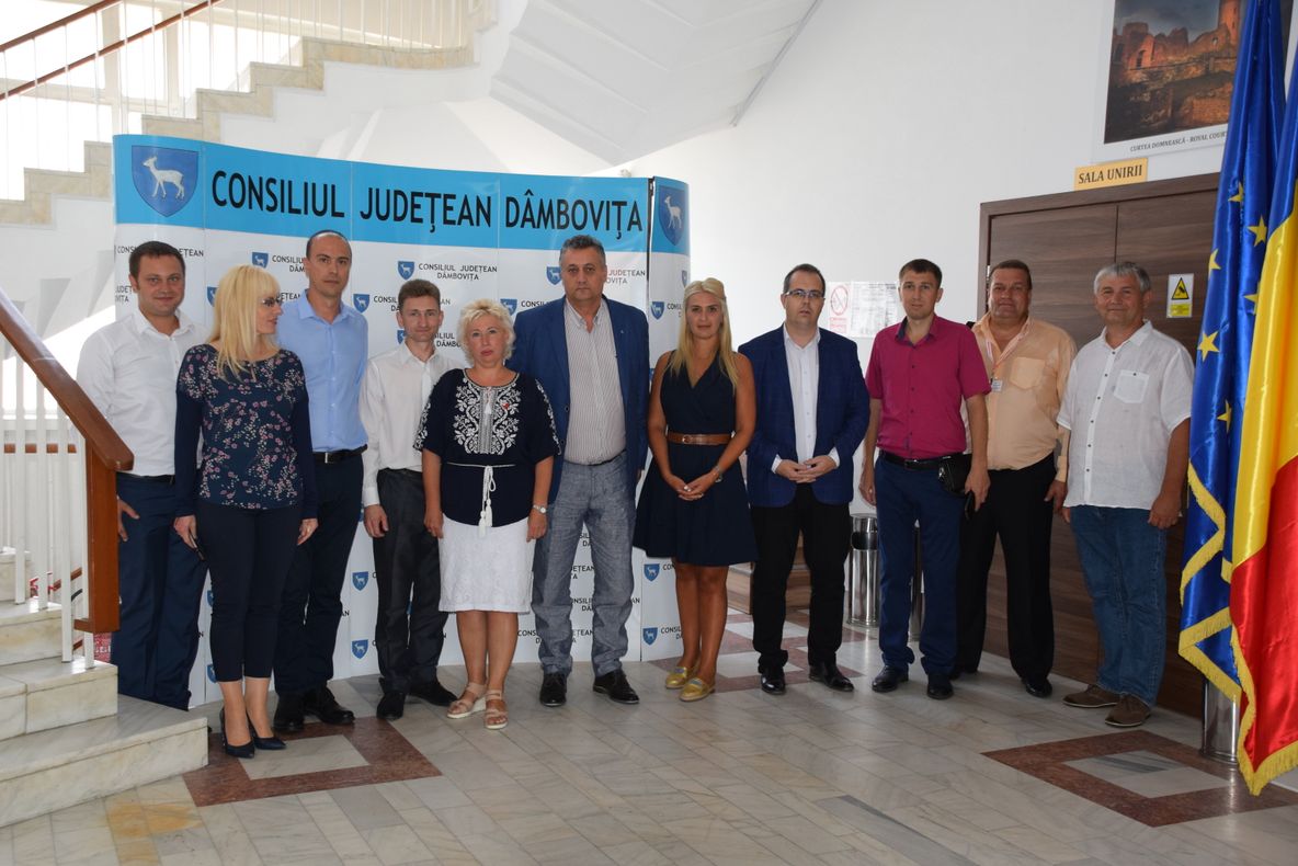 O delegație a Filialei Kiev de Cruce Roșie, în vizită la Consiliul Județean Dâmbovița