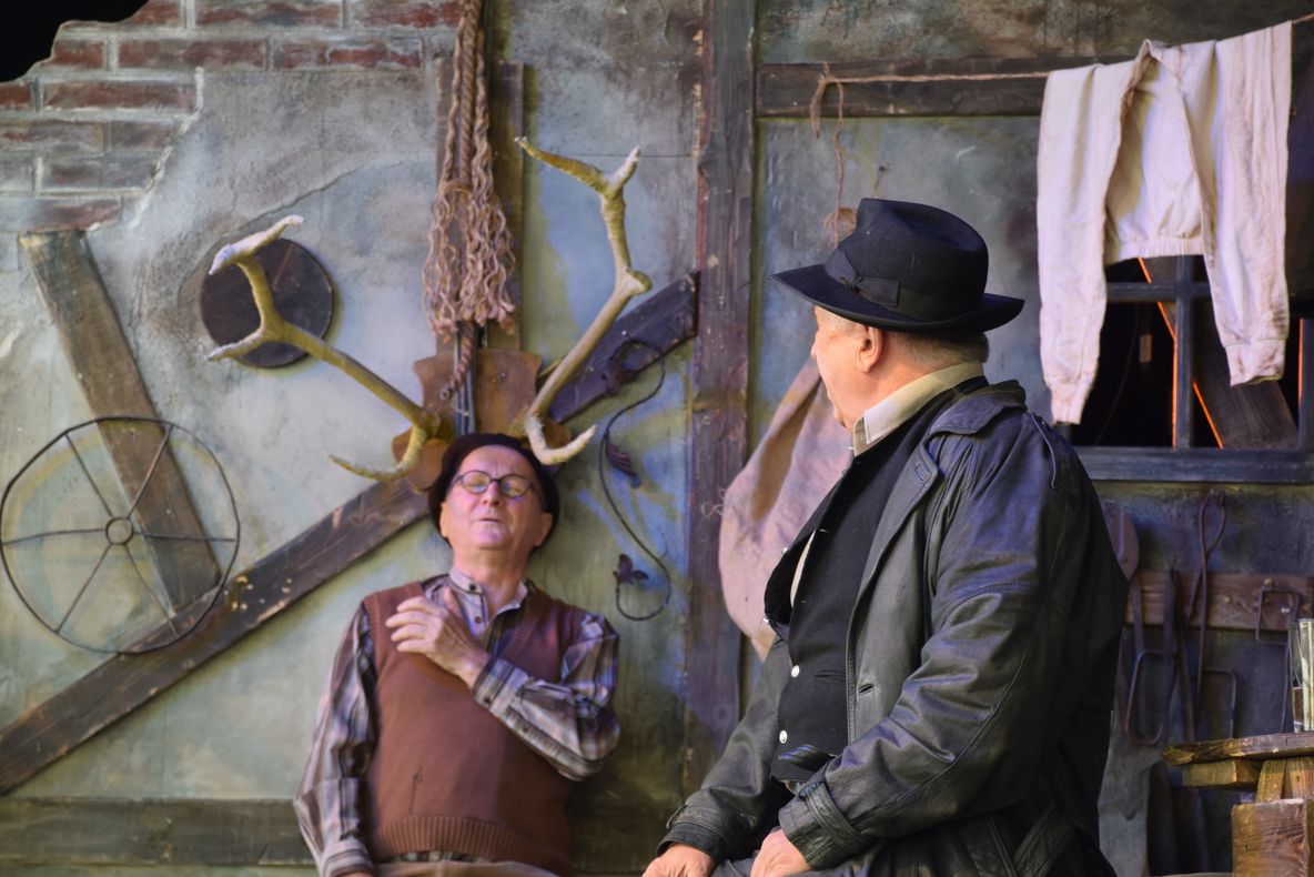 Sute de persoane i-au urmărit la lucru, la Potlogi, pe Maia Morgenstern, Horaţiu Mălăele sau George Mihăiţă