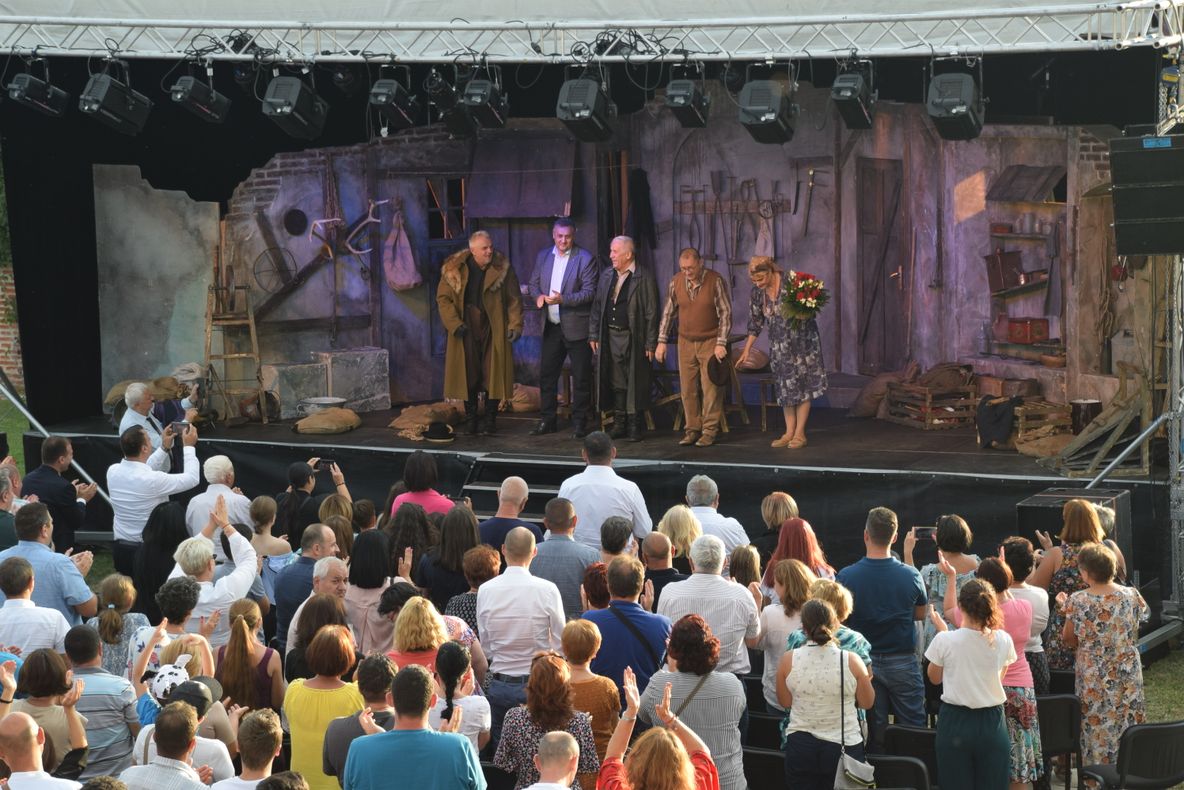 Foto| Spectacol de teatru în incinta Ansamblului Brâncovenesc de la Potlogi