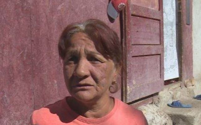 Cum își îndemna mama Adrianei copila să se ferească de străini