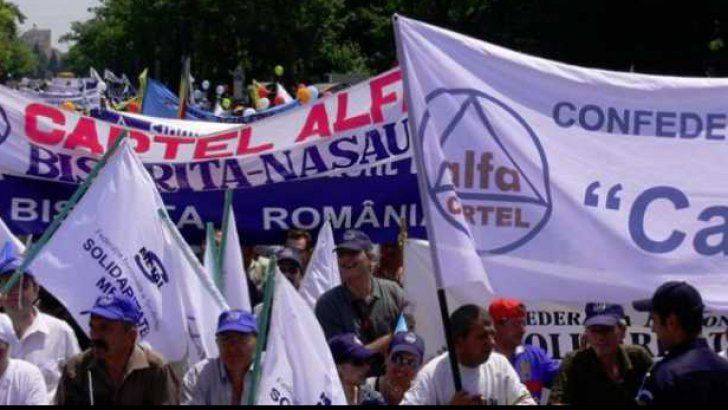 Sindicatele din industria  de apărare protestează în fața Guvernului. Vezi care sunt revendicările