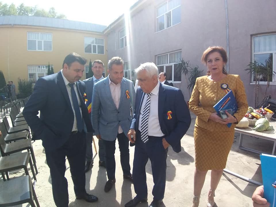 Ministrul Daea, noi promisiuni de investiții, la deschiderea anului școlar, la Tărtășești