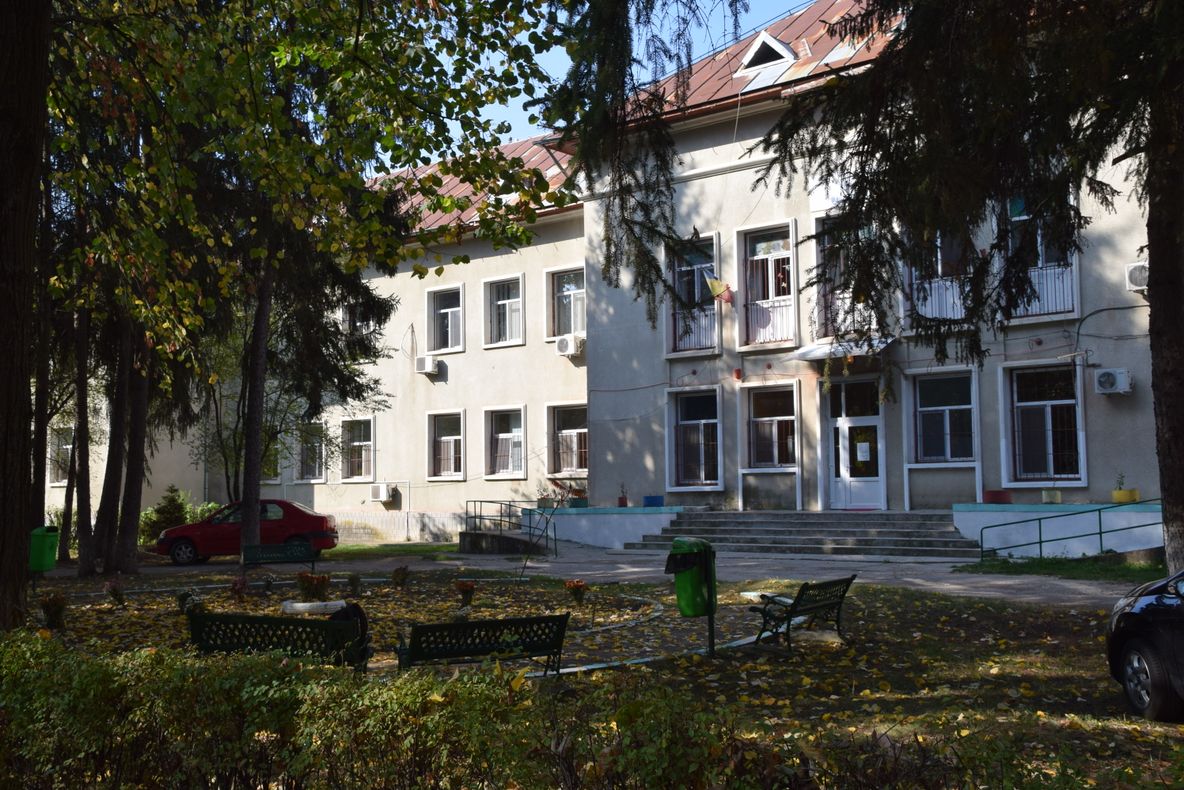 Foto| În sfârșit! Lucrări de reabilitare la Centrul de Recuperare Neuromotorie, pentru copii, de la Gura Ocniței