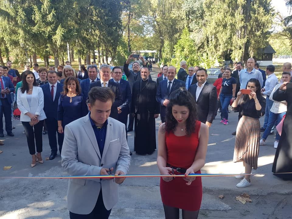 Peste 2.100 de noi studenți, în cadrul Universității Valahia din Târgoviște