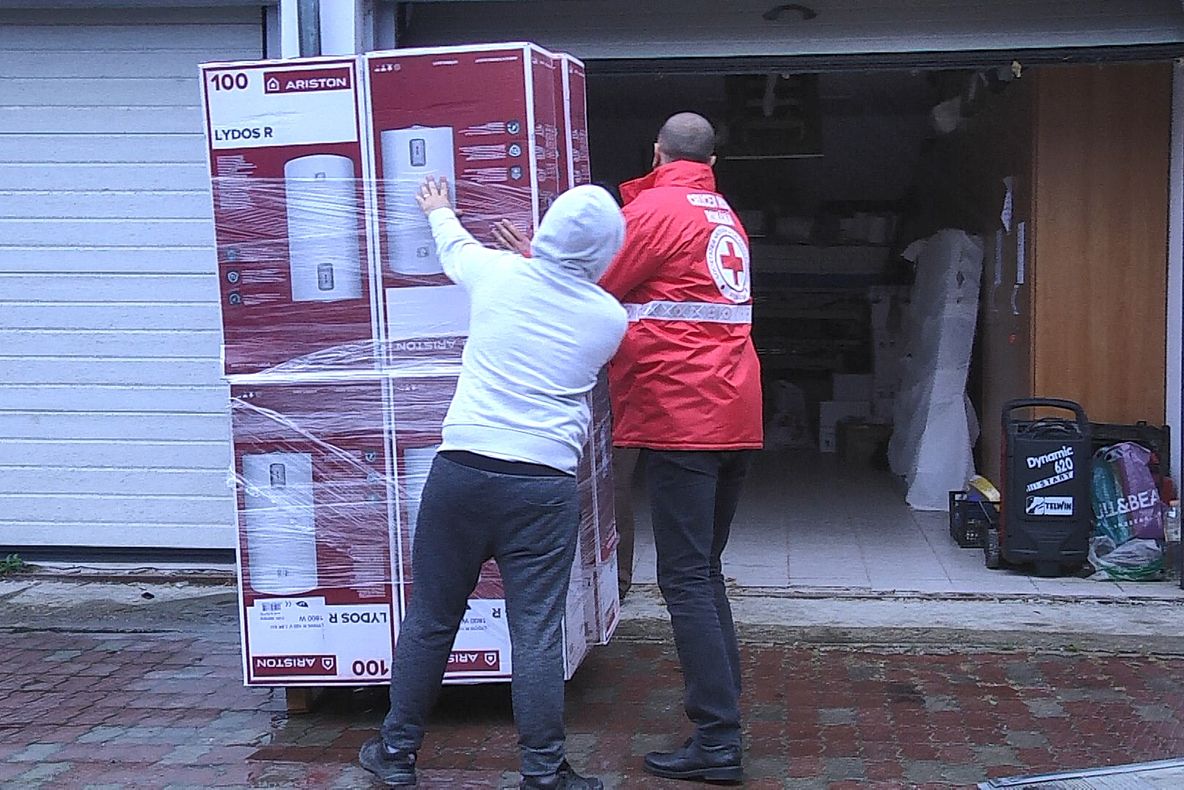 26 de centre sociale, şcoli şi grădinţe din Dâmboviţa, dotate cu boilere performante