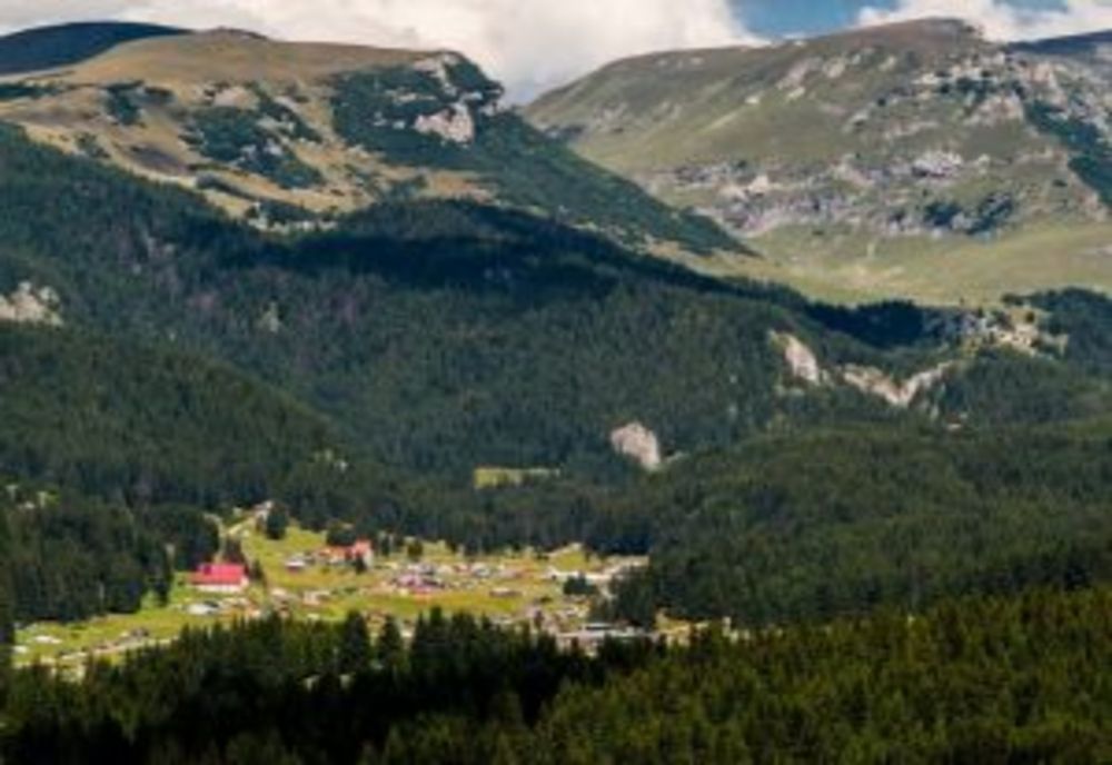 Parteneriat între CJ Dâmbovița și Universitatea de Arhitectură și Urbanism "Ion Mincu" din București