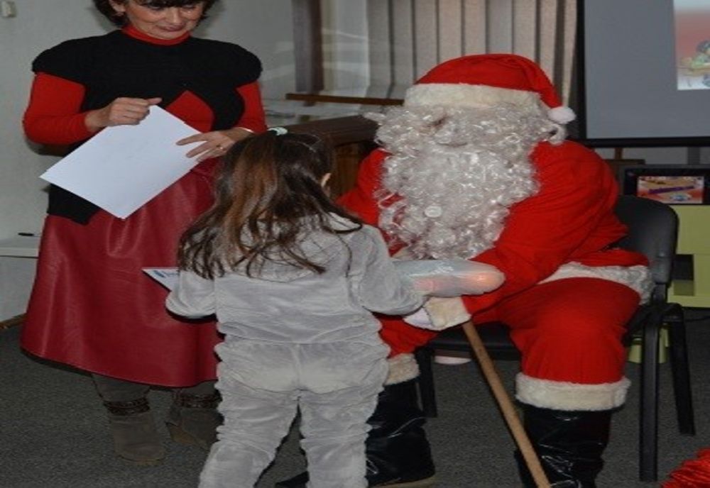 Moș Crăciun a fost la Muzeul Poliției Române din Târgoviște