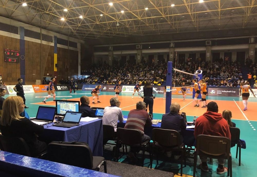 Video| Meci dramatic la Târgoviște, în CEV Cup, la volei feminin. CSM Târgoviște-Fatum Nyíregyháza 2-3