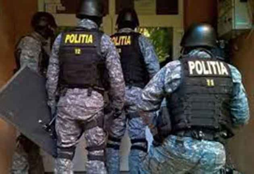 Se schimbă legea. Polițiștul poate intra fără mandat întro locuință, în anumite situații. Vezi despre ce este vorba