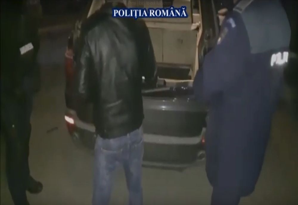Update| Foto-Video| Percheziții de amploare la mai multe primării și școli din 25 de județe (și în DB).