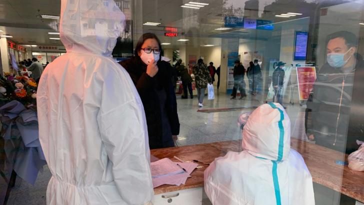 Virusul mortal din China face ravagii. Alertă maximă la nivel internațional. Atenționare de călătorie în China și Hong Kong