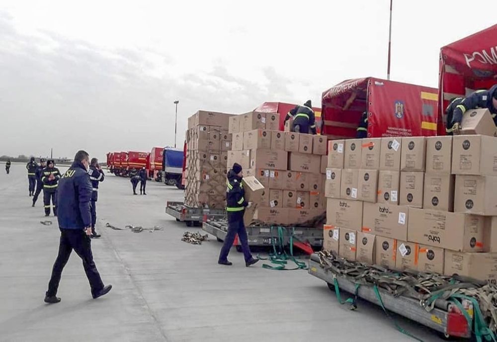 Noi echipamente de protecţie pentru personalul din prima linie de luptă împotriva COVID-19, în Dâmbovița