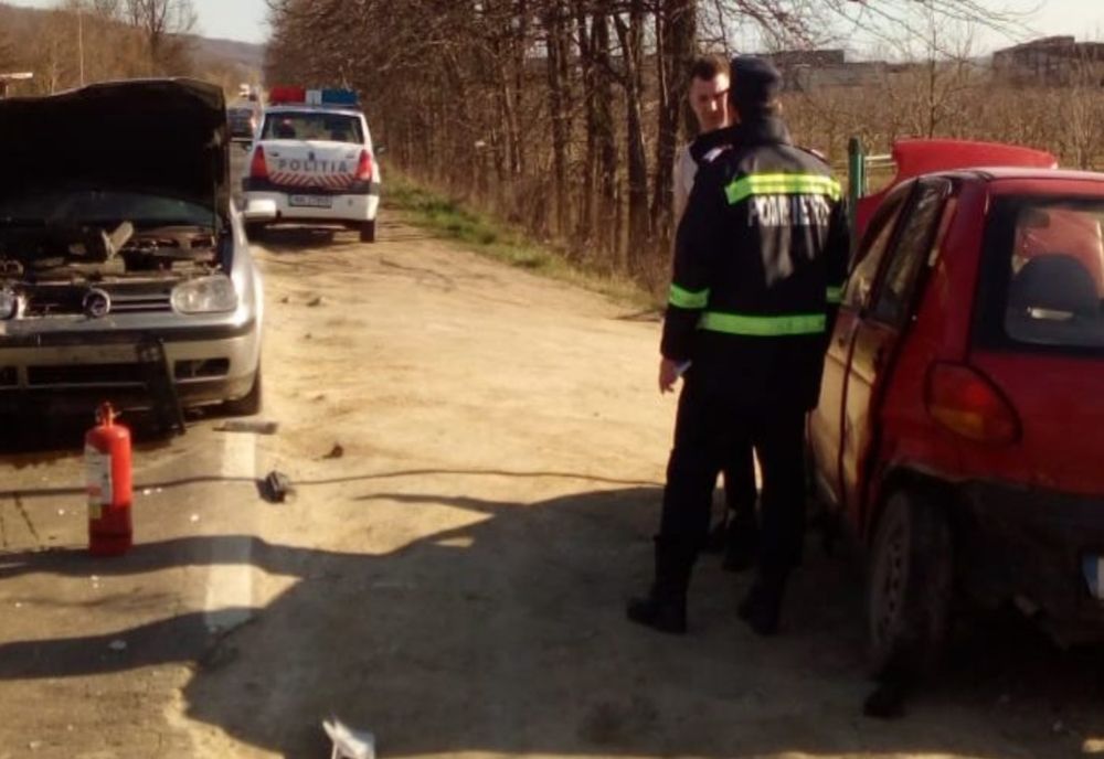 Coliziuni auto,în serie,în Dâmbovița. Două persoane au fost transportate la spital