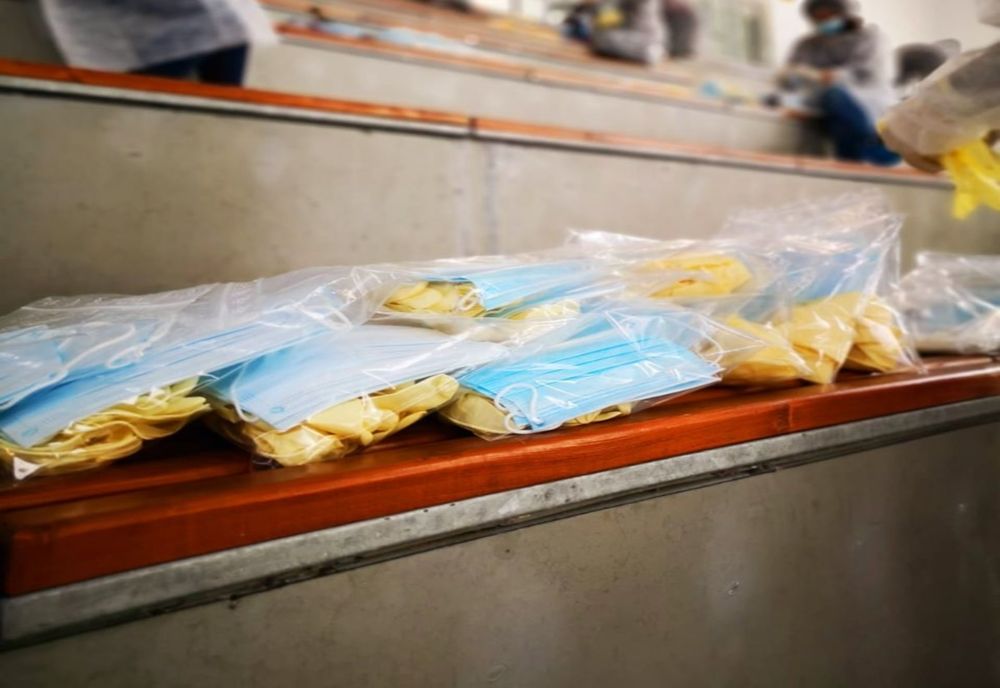 Târgoviște-Puncte de distribuție a kiturilor de igienă (măști și mănuși). Sunt doar pentru cei ce nu le-au primit la domiciliu