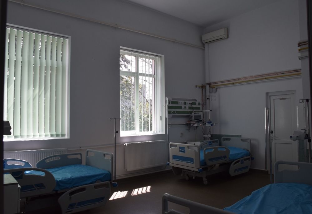 Foto| Spitalul din spital. Secția de Ortopedie, a Spitalului din Târgoviște, transformată în secție de tratament pentru coronavirus