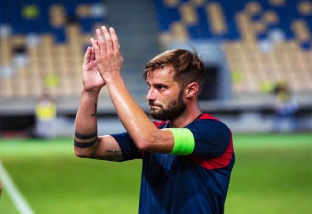 Chindia Târgoviște face licitație, pentru tricoul lui Cristi Cherchez, cu scopul de a strânge fonduri ce vor fi donate Crucii Roșii