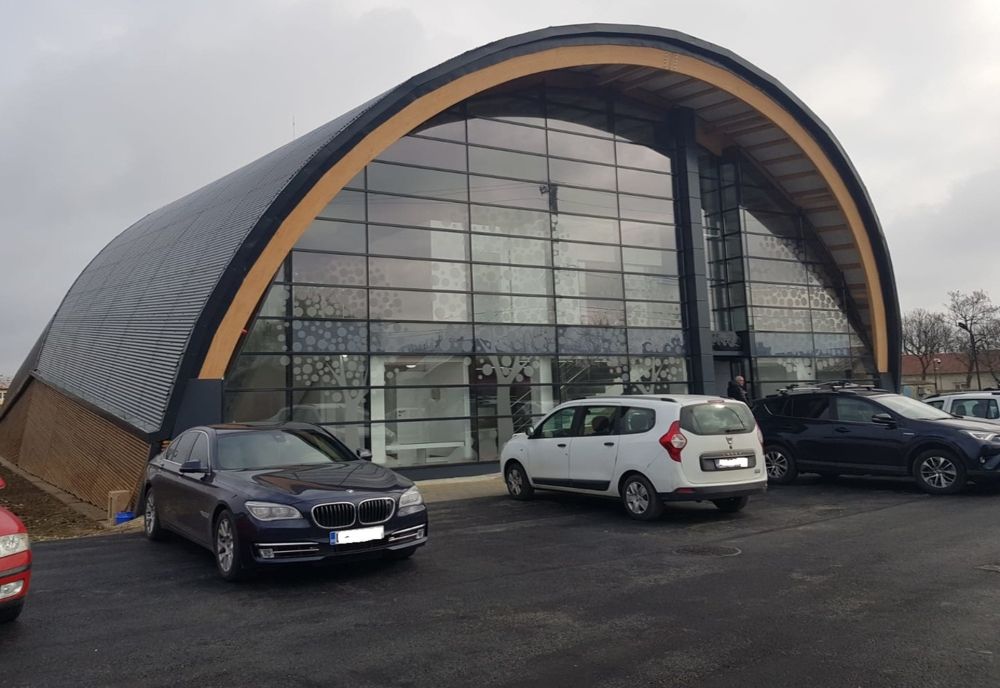 CNI a finalizat construcția bazinului de înot didactic, de la Găești, județul Dâmbovița