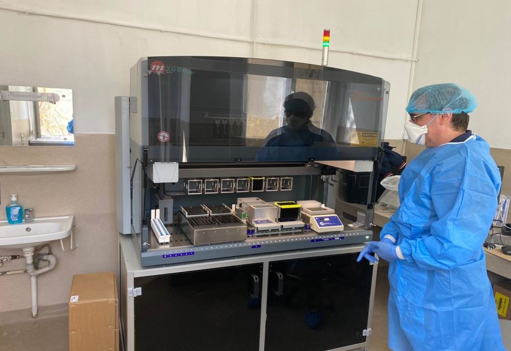 Aparat de testare PCR, pentru coronavirus, la Spitalul Județean de Urgență din Târgoviște. Vezi când