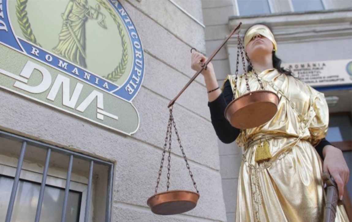 Record! Ofițer de poliție judiciară reținut de DNA, după ce a cerut mită de 1,1 milioane de euro