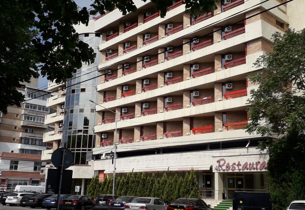 Cât a câștigat în timpul epidemiei de coronavirus un spațiu de carantinare din Dâmbovița. Peste 1 milion de lei pentru 48 de zile