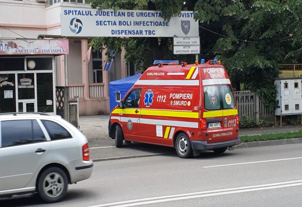 Apel către populație din partea CJ Dâmbovița: "În curând nu vor mai fi locuri de cazare pentru bolnavii de COVID 19, în spitalele din județ"