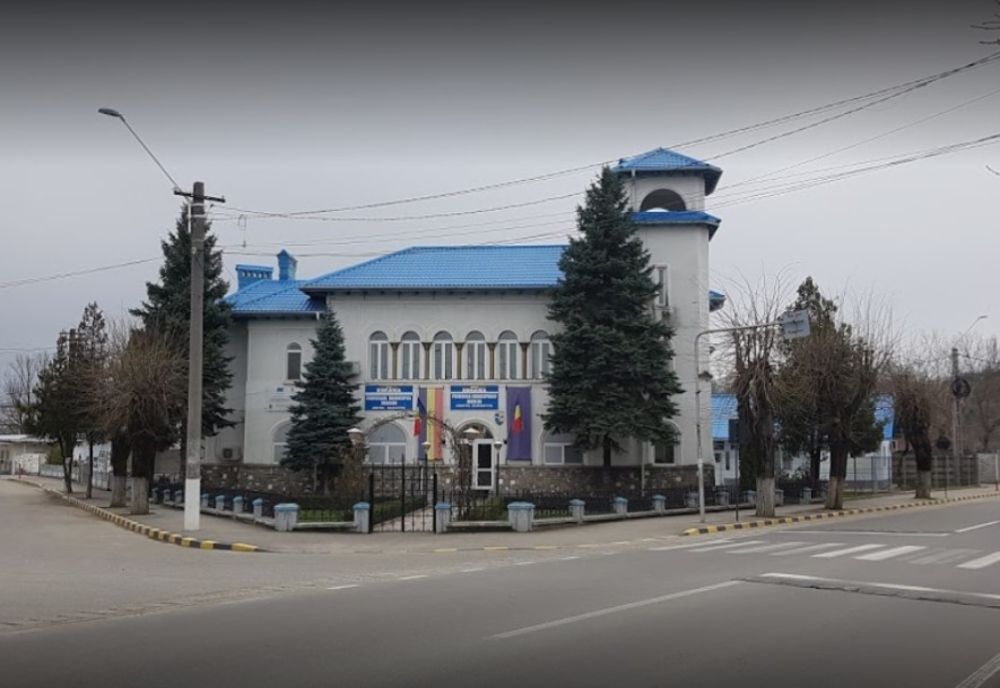 Alertă la Primăria municipiului Moreni, din Dâmbovița, după ce o angajată a fost diagnosticată cu coronavirus