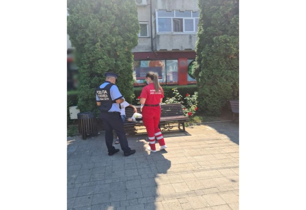 Locuitorii din Târgoviște, informați de către polițiști asupra infracțiunilor de cerșetorie și furt