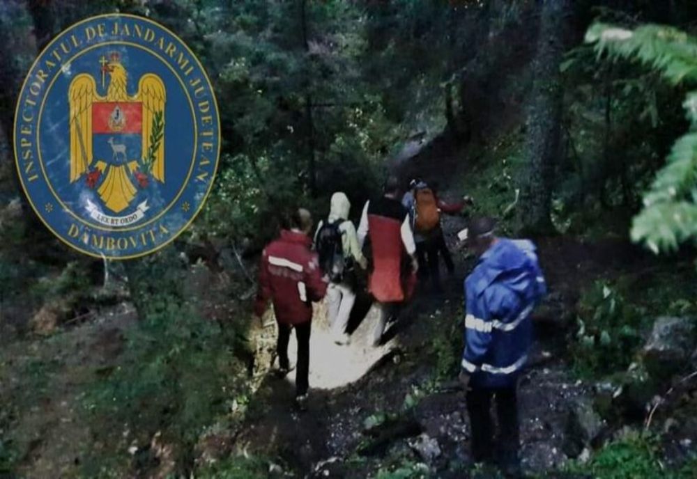 Turiste rătăcite în Munții Bucegi, salvate de jandarmii din Dâmbovița