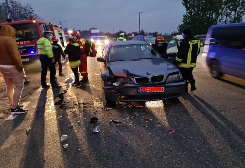 Accident la Crângurile! Două mașini avariate!
