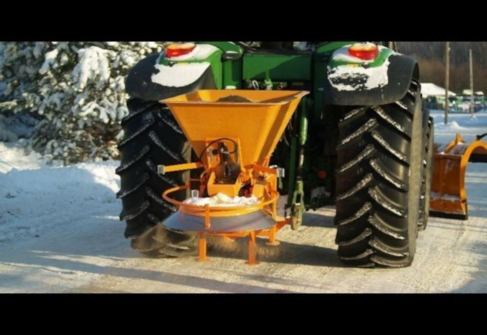 Snowmobil pentru intervenţii montane, primit de Salvamont Dâmboviţa