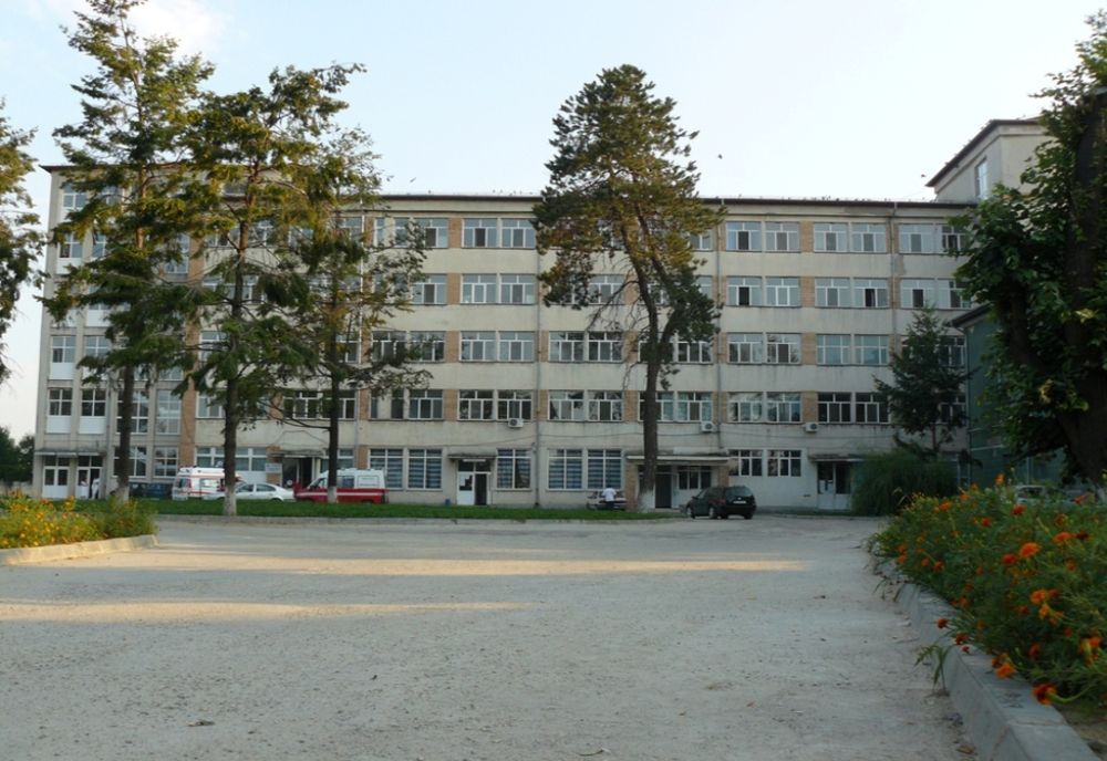 Un bărbat infectat cu COVID a fugit din Spitalul Găești