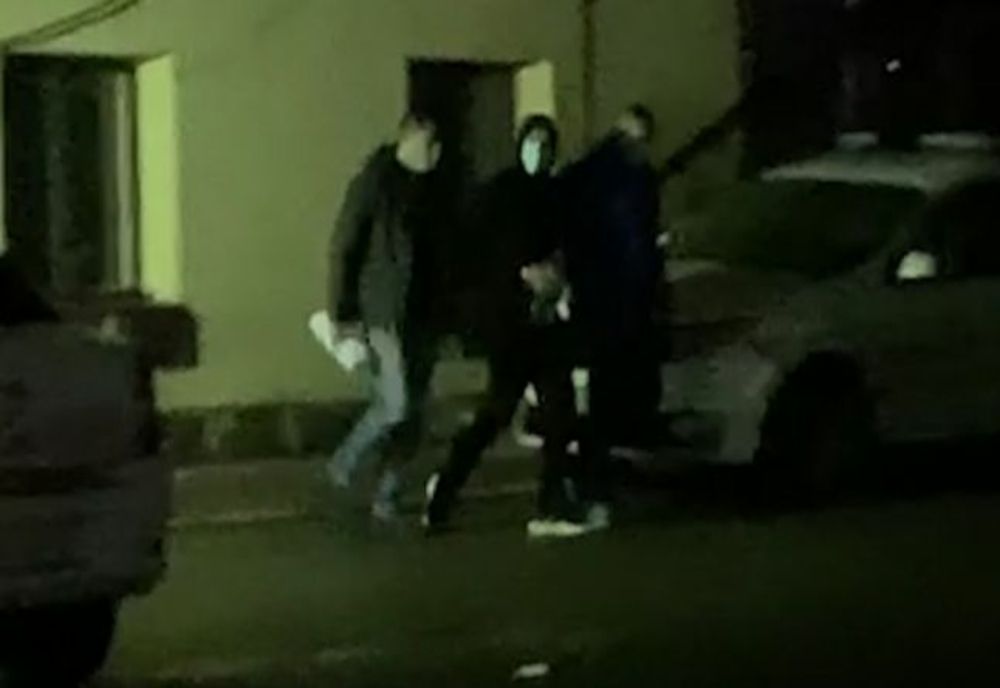 Tânără de 18 ani, violată de un individ de 38 de ani, pe care l-a cunoscut pe Facebook