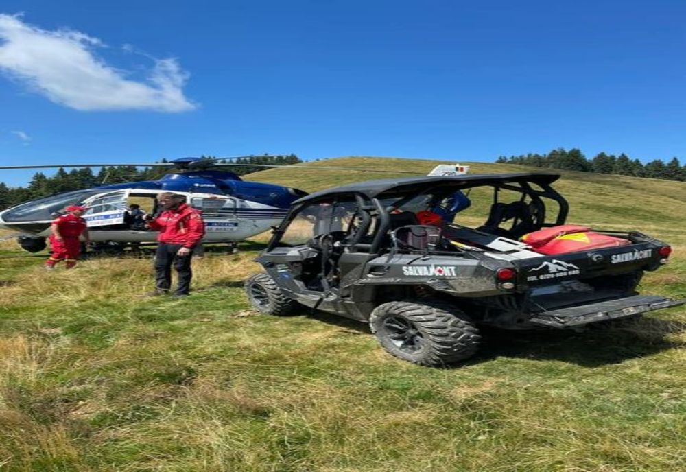 Dâmbovița: Doi turiști, dați dispăruți în Bucegi, găsiți în apropiere de comuna Runcu