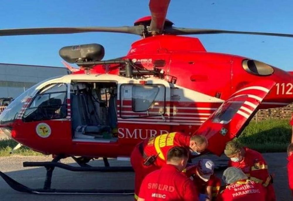 Accident grav în Dâmbovița, cu patru victime. A fost solicitat un elicopter SMURD