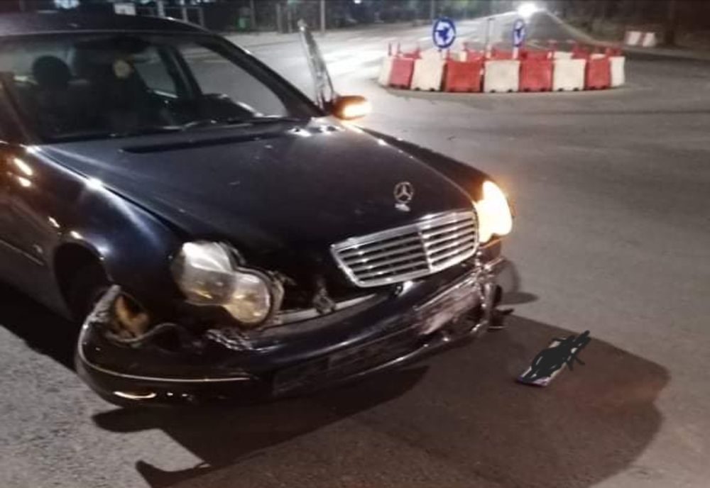 Târgoviște: Coliziune violentă între două autoturisme