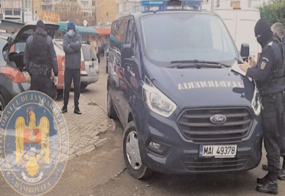 Jandarmii au găsit asupra unei tinere peste 3.000 de articole pirotehnice, din diferite categorii, interzise la comercializare