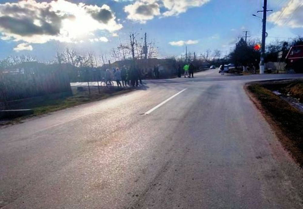 Dâmboviţa. Accident violent pe DN1A. Două persoane au fost transportate la spital