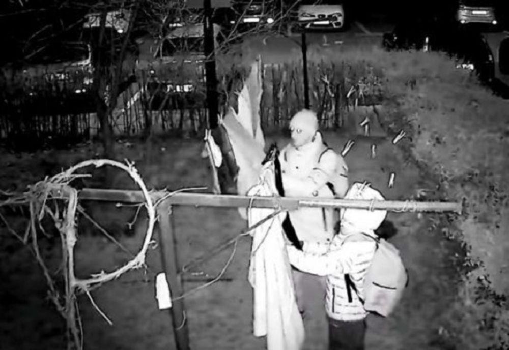 Târgoviște: Au fost prinși hoții care au furat mai multe articole vestimentare aflate la uscat în fața unui bloc