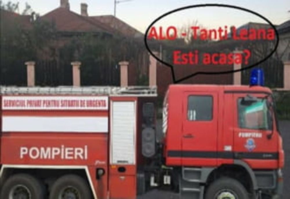 Carantinaţii din Dâmboviţa, verificaţi cu autospeciala de stingere